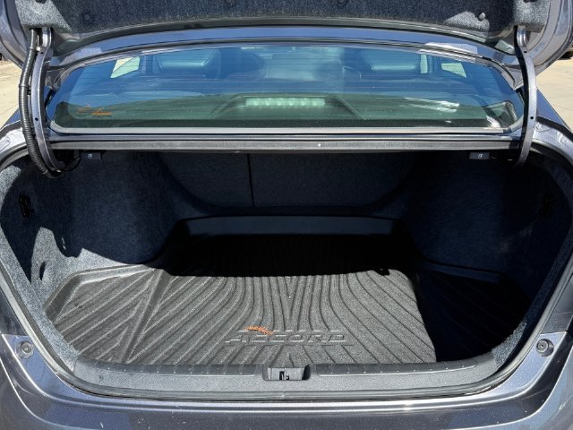 Used 2022 Honda Accord Touring image 31
