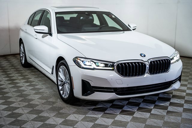 Used 2023 BMW 530i xDrive w/ Convenience Package image 2