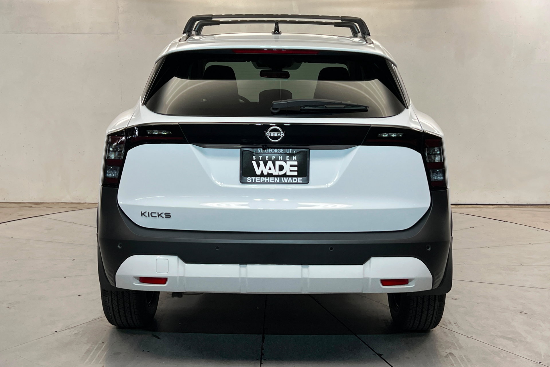 New 2026 Nissan Kicks SV w/ Cold Weather Package FWD image 4