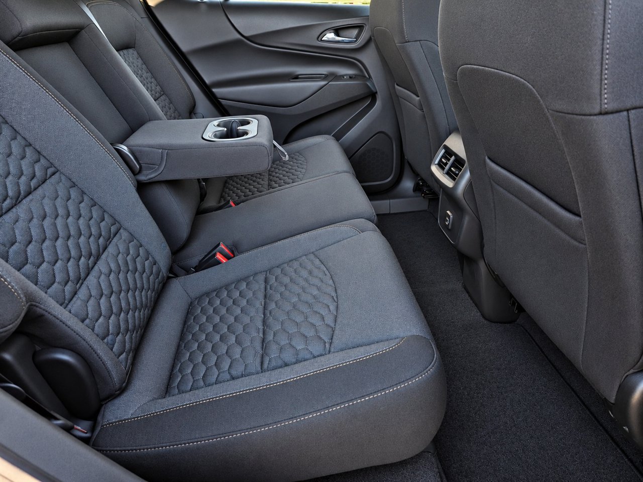 Certified 2020 Chevrolet Equinox LT FWD image 30
