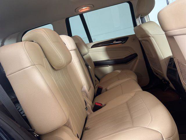 Used 2017 Mercedes-Benz GLS 450 4MATIC image 14