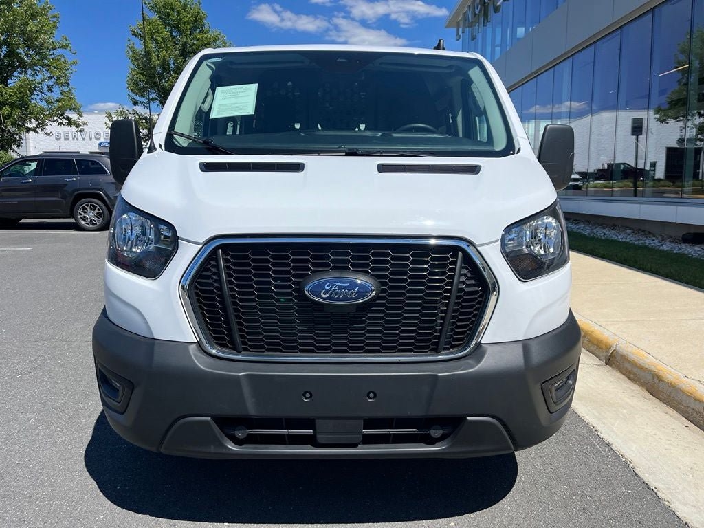 Used 2025 Ford Transit 250 Low Roof w/ Exterior Upgrade Package RWD image 2