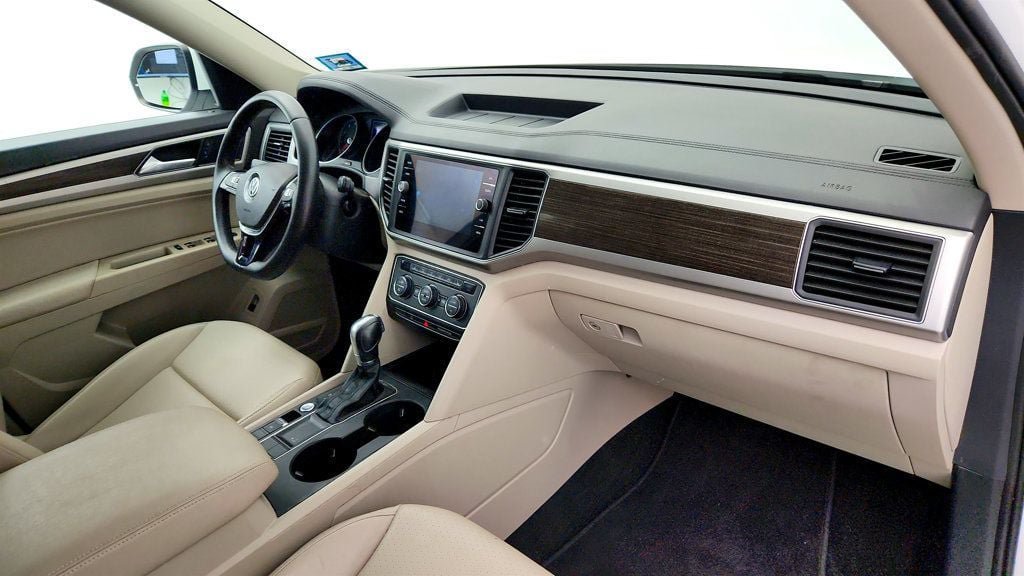 Used 2018 Volkswagen Atlas SE FWD image 25