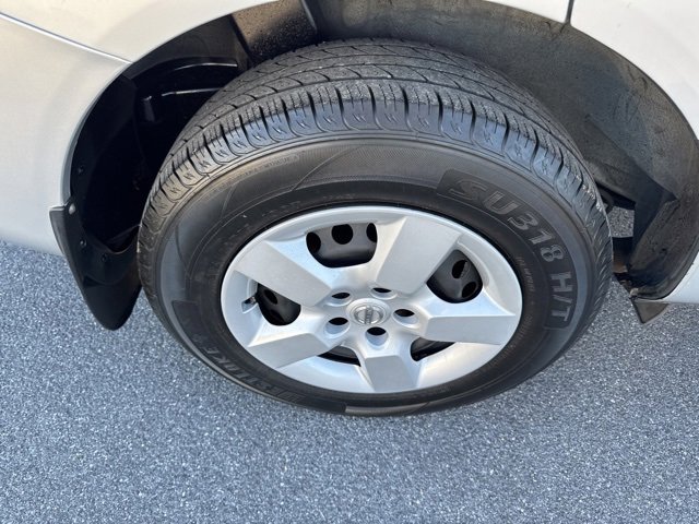 Used 2014 Nissan Rogue S image 9