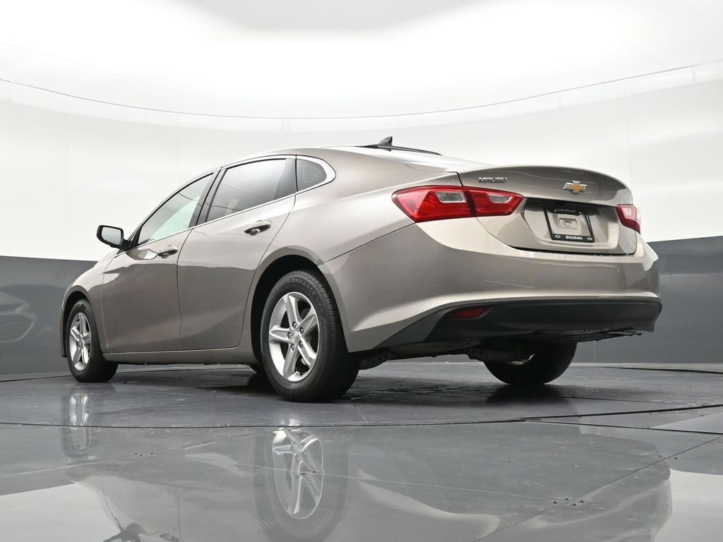 Used 2022 Chevrolet Malibu LS image 25