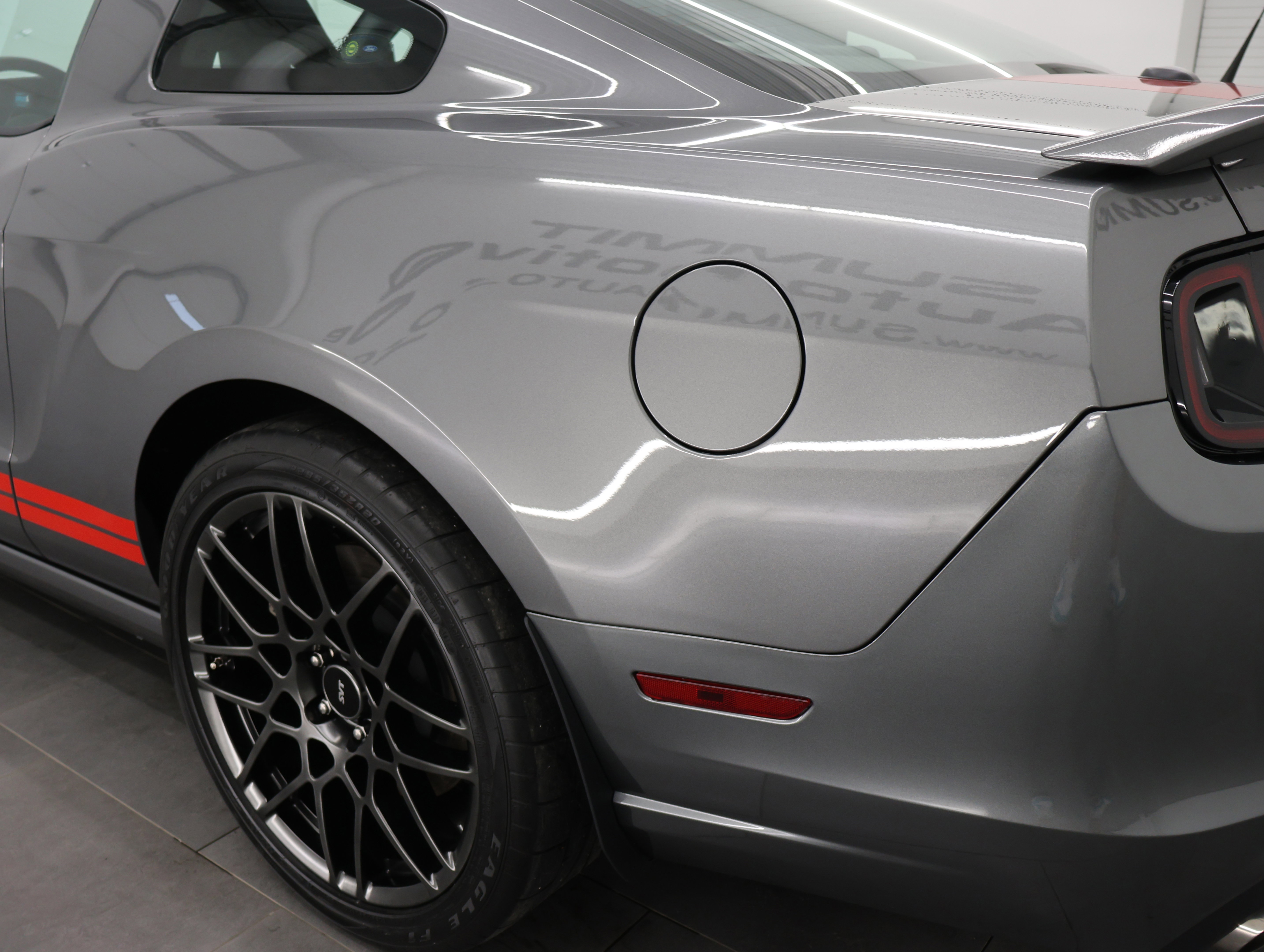 Used 2013 Ford Mustang Shelby GT500 RWD image 33