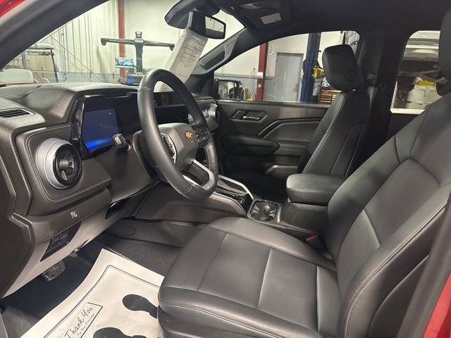 Used 2024 Chevrolet Colorado LT w/ LT Convenience Package III image 23