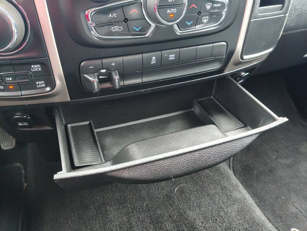 Used 2017 RAM 1500 Big Horn AWD/4WD image 31