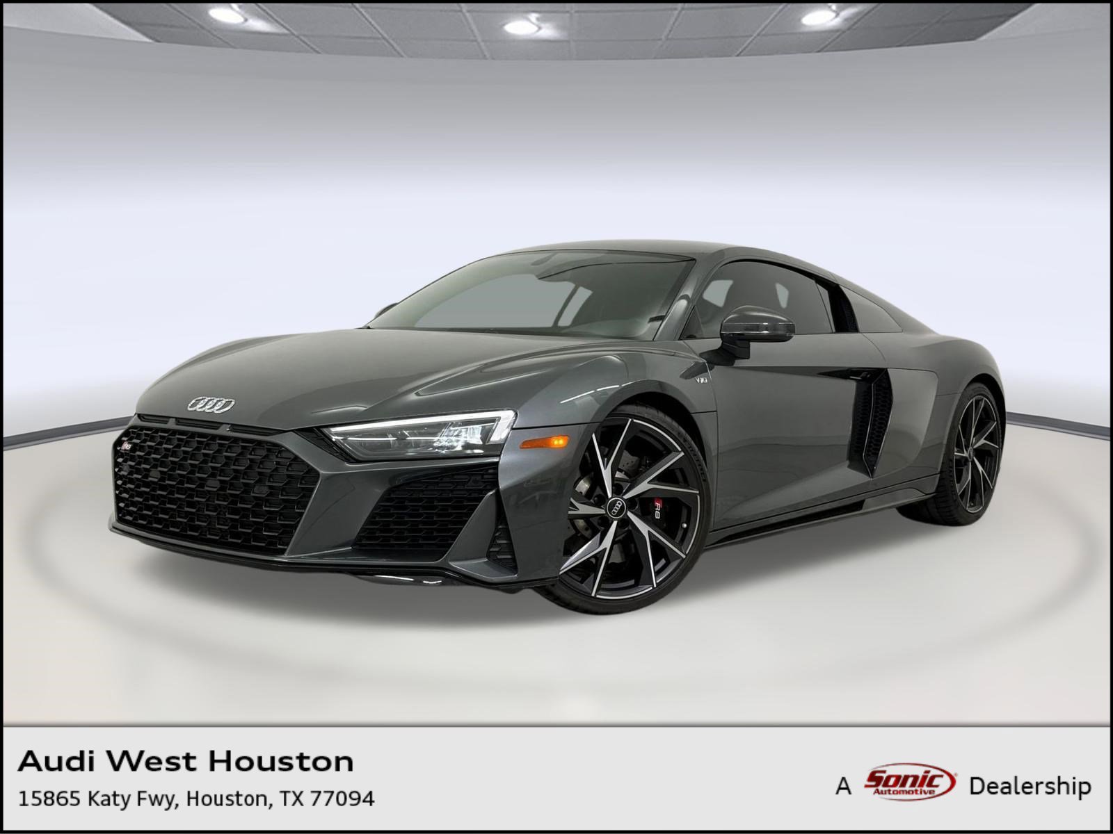 Certified 2021 Audi R8 V10 w/ Premium Package image 1