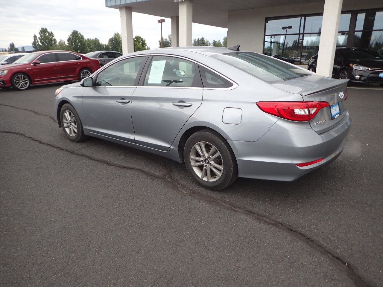 Used 2015 Hyundai Sonata SE FWD image 3
