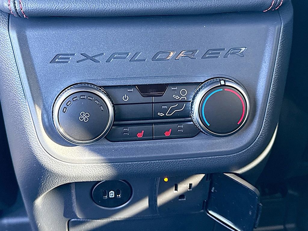 New 2026 Ford Explorer ST-Line w/ ST-Line Street Pack image 41