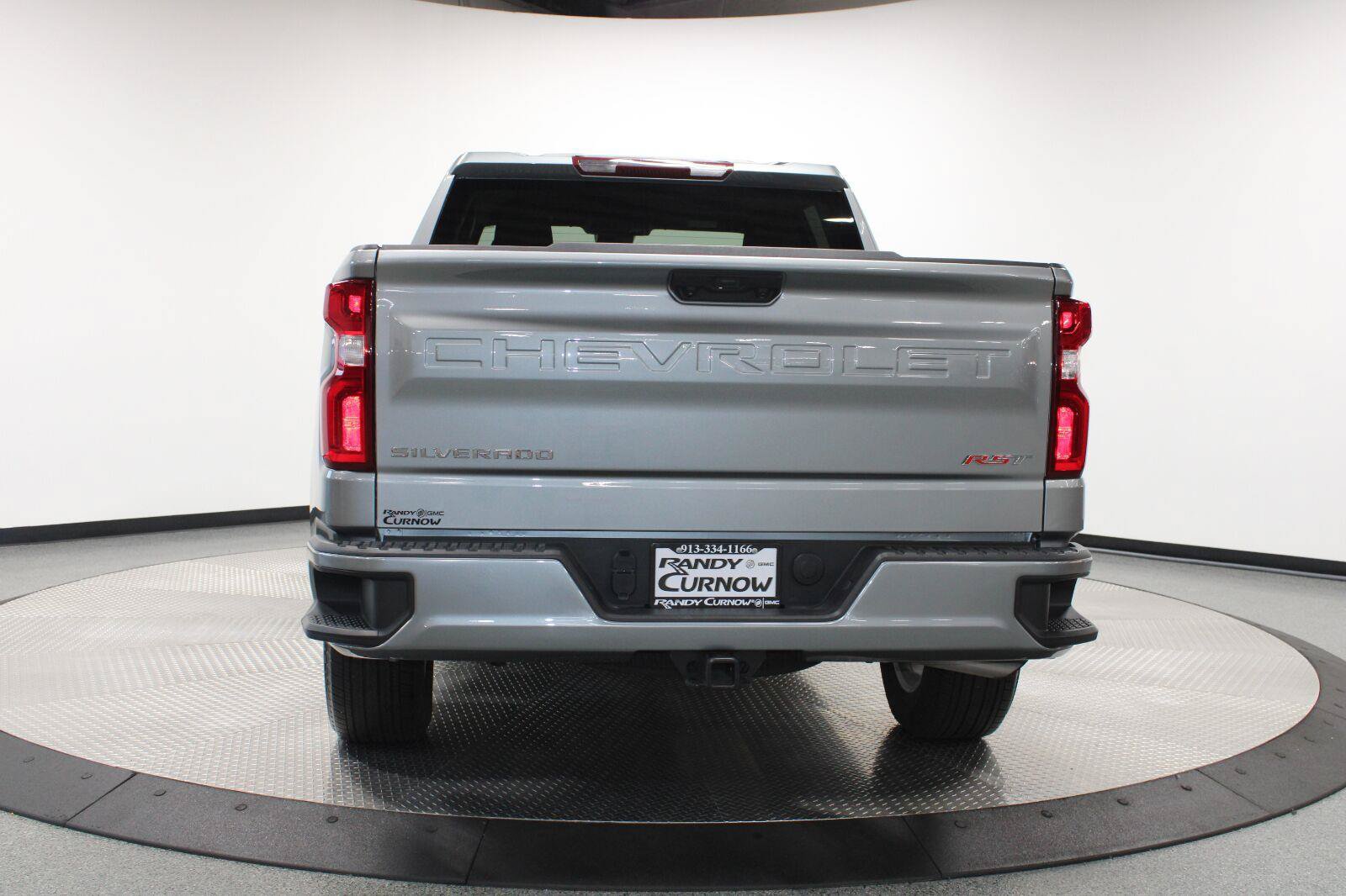Used 2026 Chevrolet Silverado 1500 RST AWD/4WD image 9