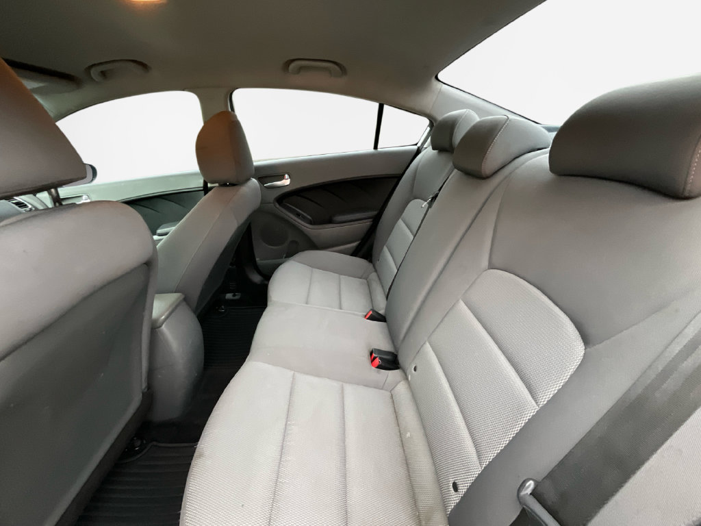 Used 2017 Kia Forte LX FWD image 24
