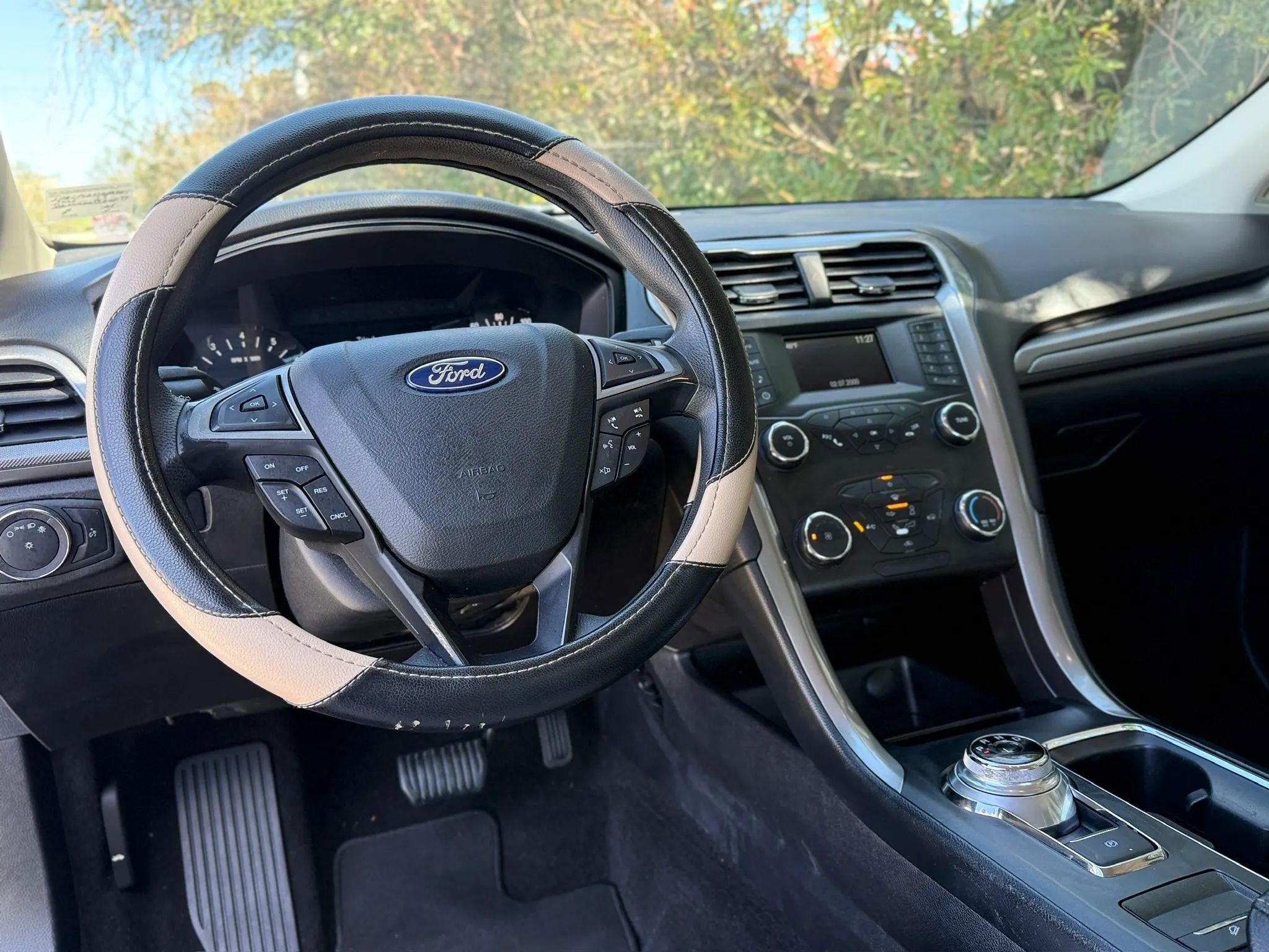 Used 2019 Ford Fusion S image 34