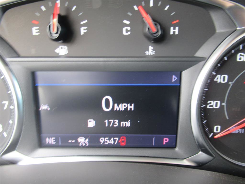 Used 2023 GMC Terrain SLT w/ Elevation Edition image 28