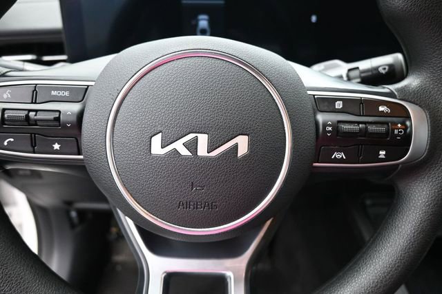 Used 2025 Kia K5 LXS FWD image 19
