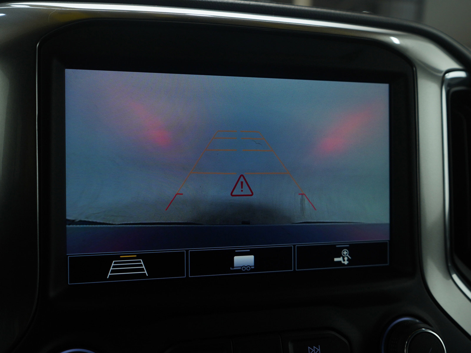 Used 2020 Chevrolet Silverado 1500 RST image 28