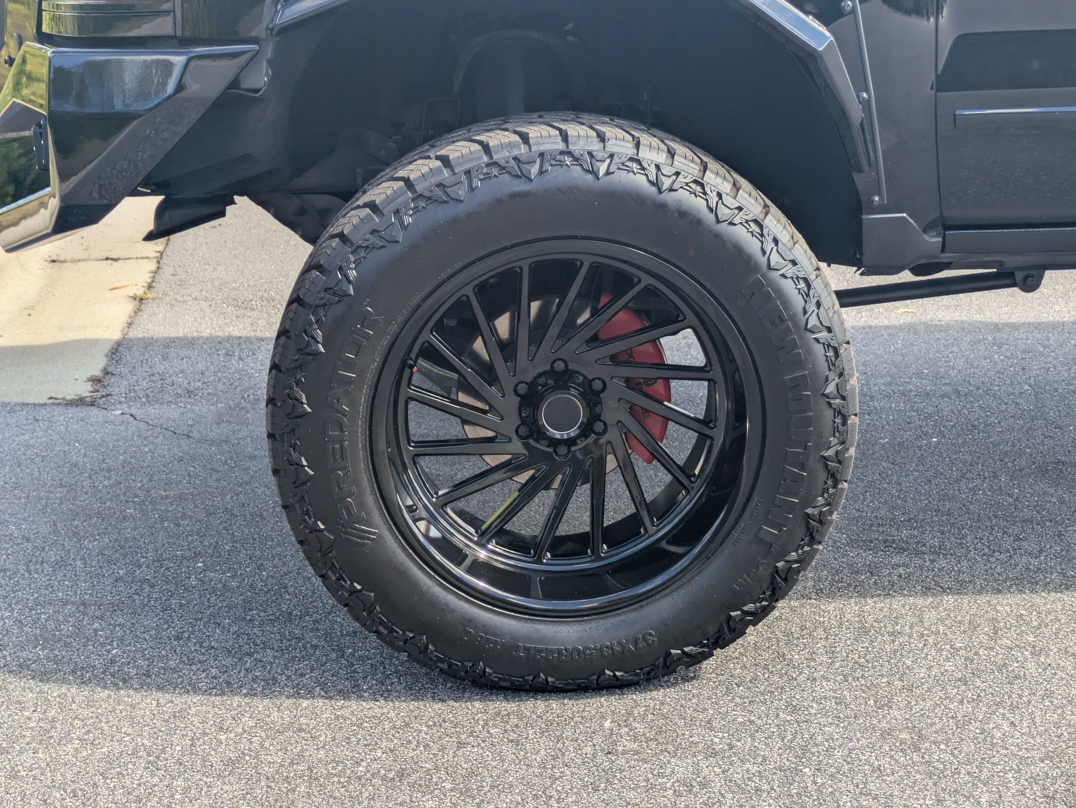 Used 2018 Chevrolet Silverado 1500 LT w/ All Star Edition image 29