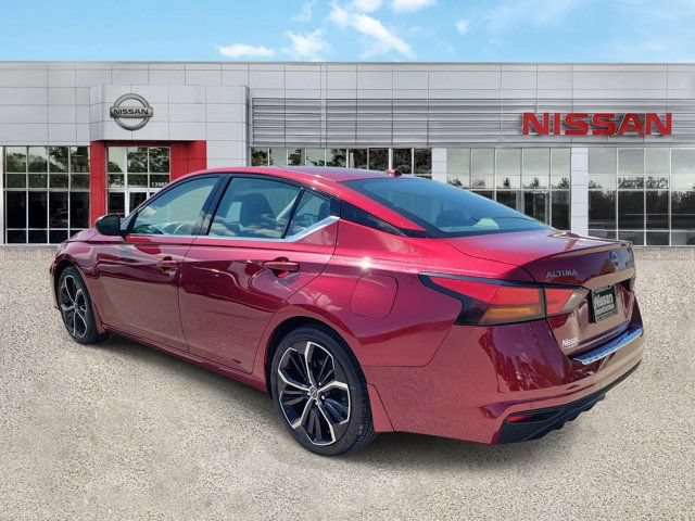 Certified 2023 Nissan Altima 2.5 SR FWD image 7