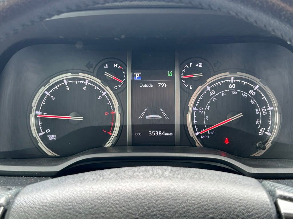 Used 2023 Toyota 4Runner TRD Off-Road Premium AWD/4WD image 36