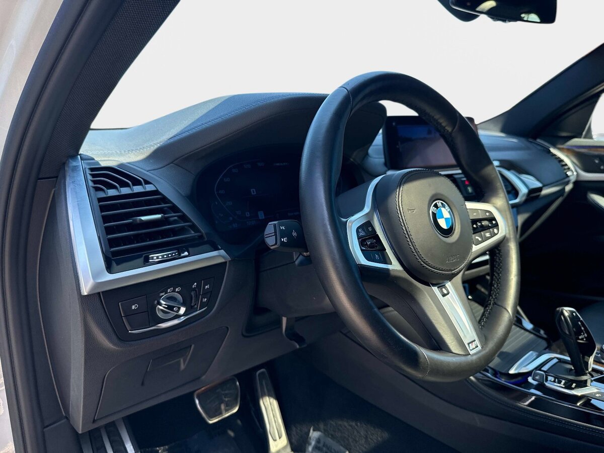 Used 2020 BMW X4 M40i w/ Premium Package AWD/4WD image 17