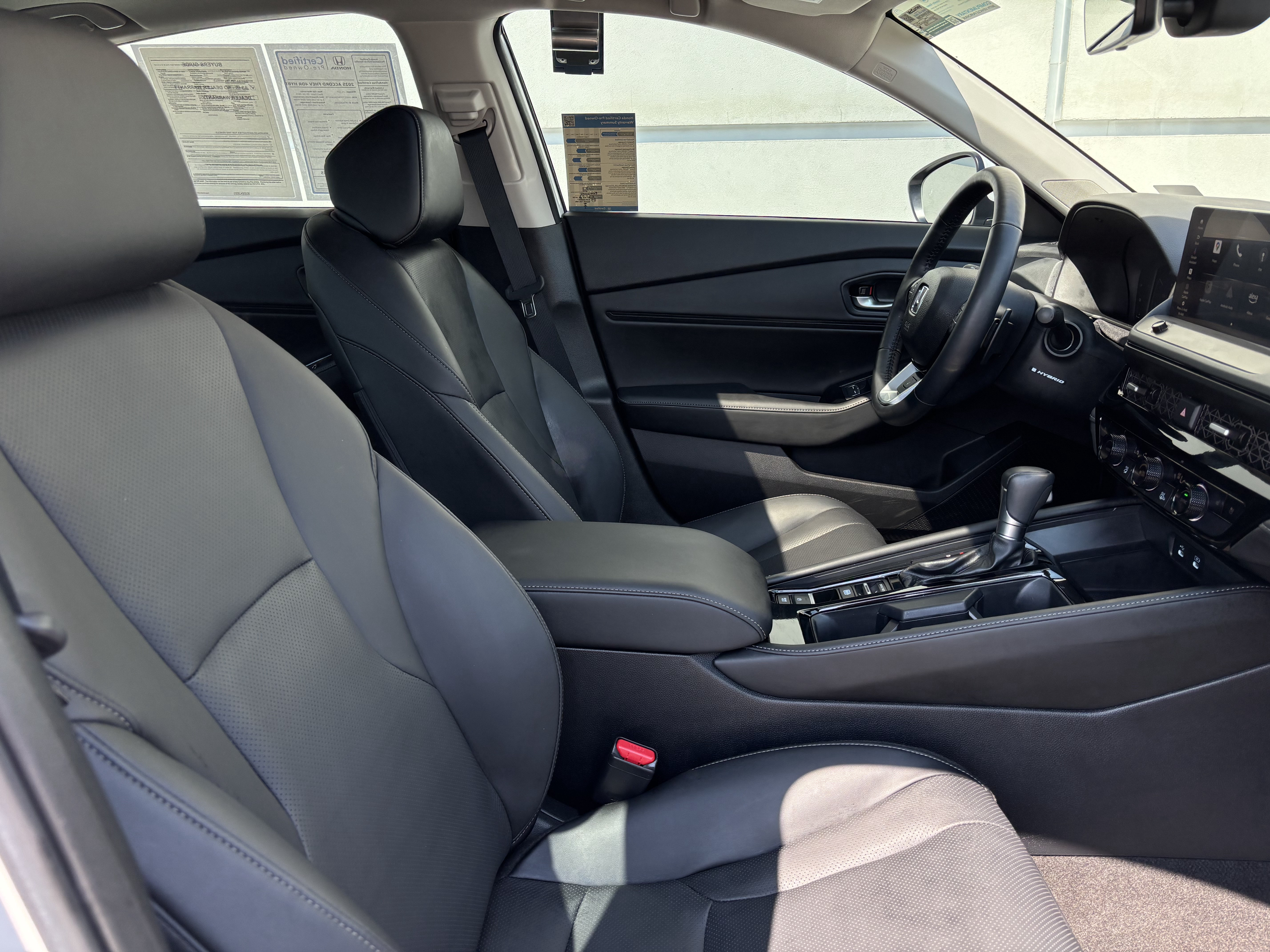Certified 2025 Honda Accord Touring image 39