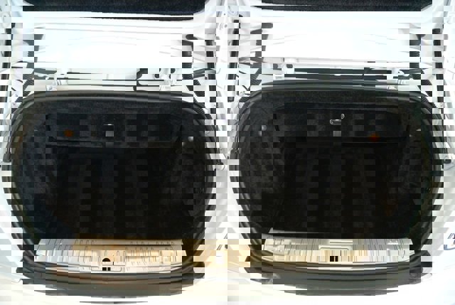 Used 2019 Rolls-Royce Dawn image 21