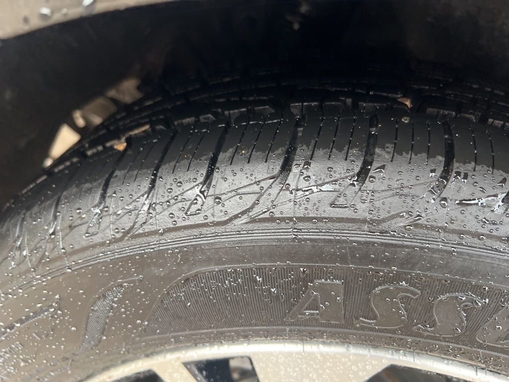 Used 2020 Nissan Sentra SV image 38