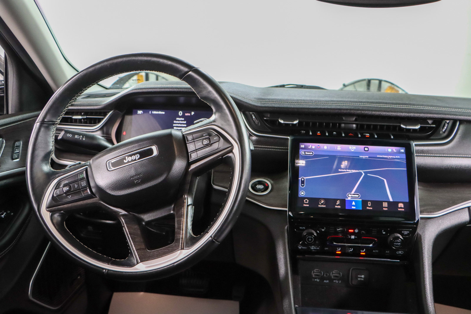 Used 2021 Jeep Grand Cherokee L Limited image 17