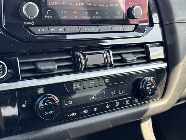 Used 2024 Nissan Pathfinder SV FWD image 20