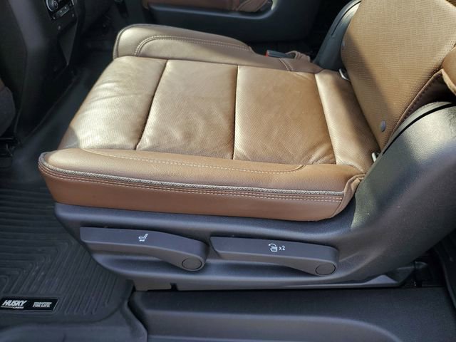 Used 2021 Chevrolet Suburban High Country w/ Premium Package AWD/4WD image 15