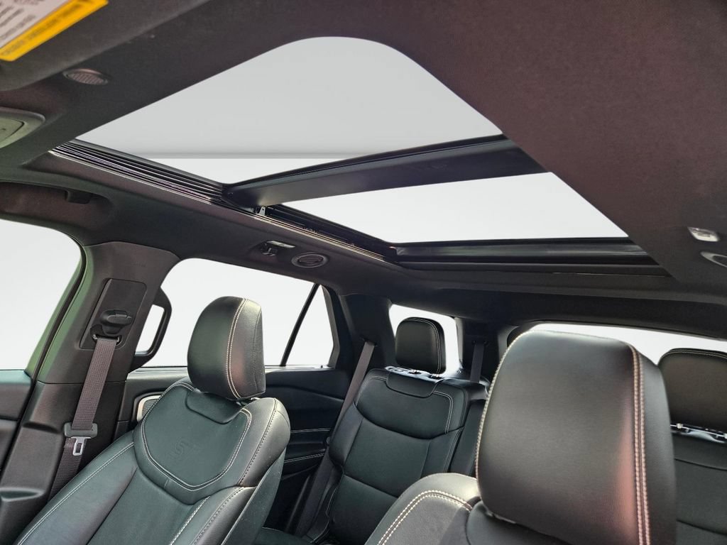 Used 2020 Ford Explorer ST AWD/4WD image 16
