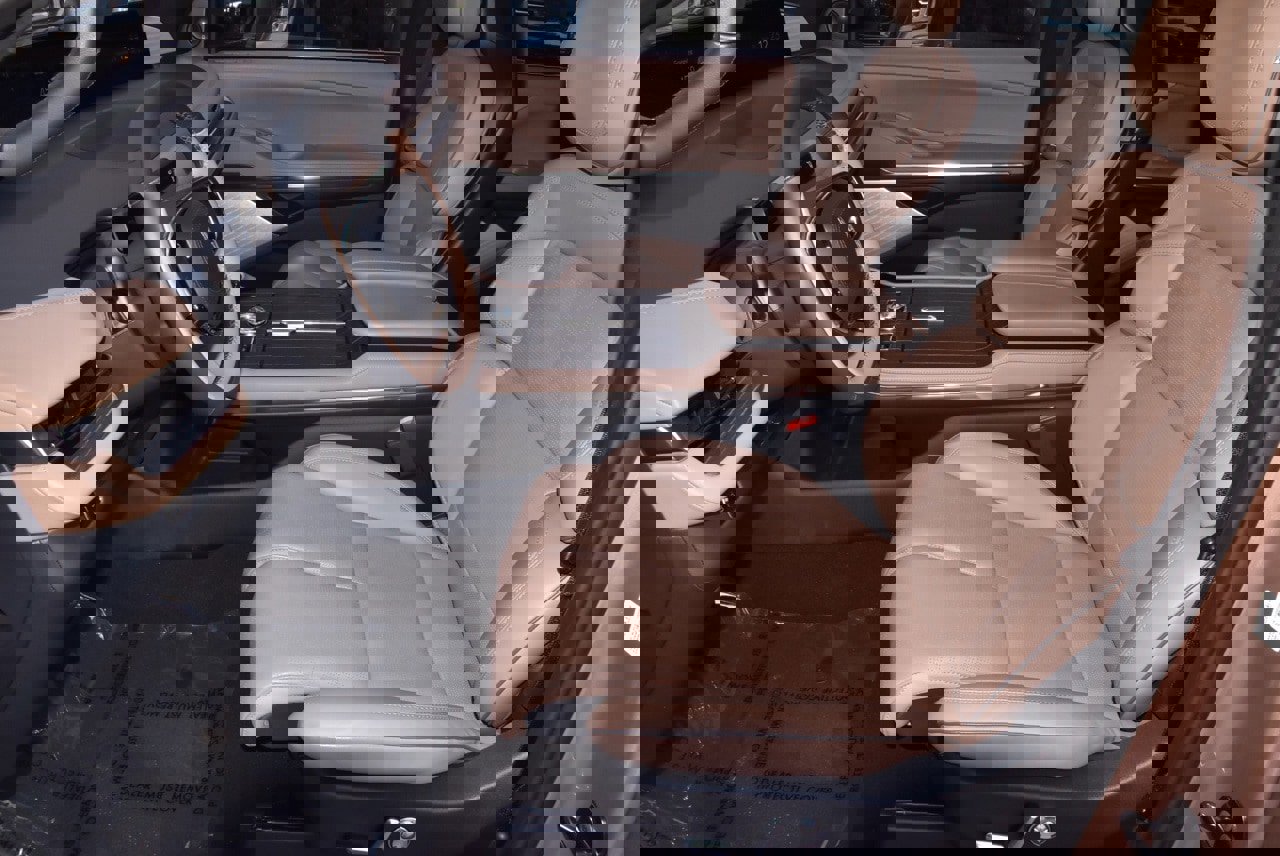 Certified 2025 Lincoln Navigator Black Label image 13