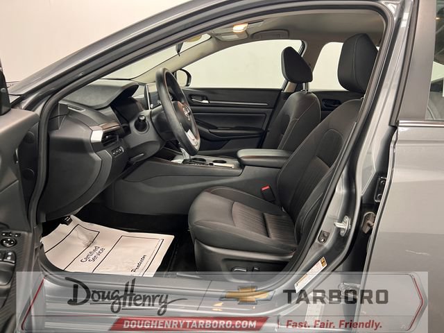 Used 2025 Nissan Altima 2.5 SV FWD image 30