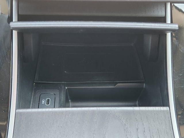 Used 2024 Land Rover Range Rover Evoque Dynamic SE image 22