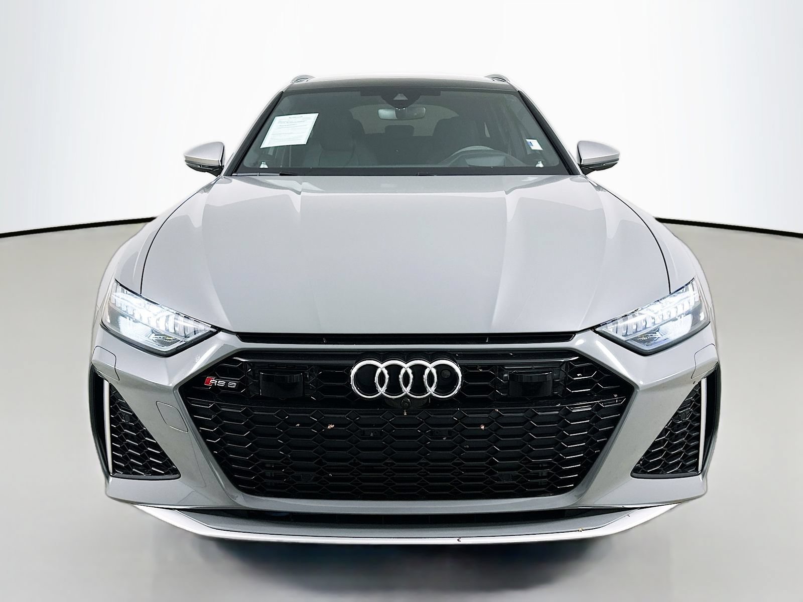 Used 2023 Audi RS 6 w/ Executive Package AWD/4WD image 2