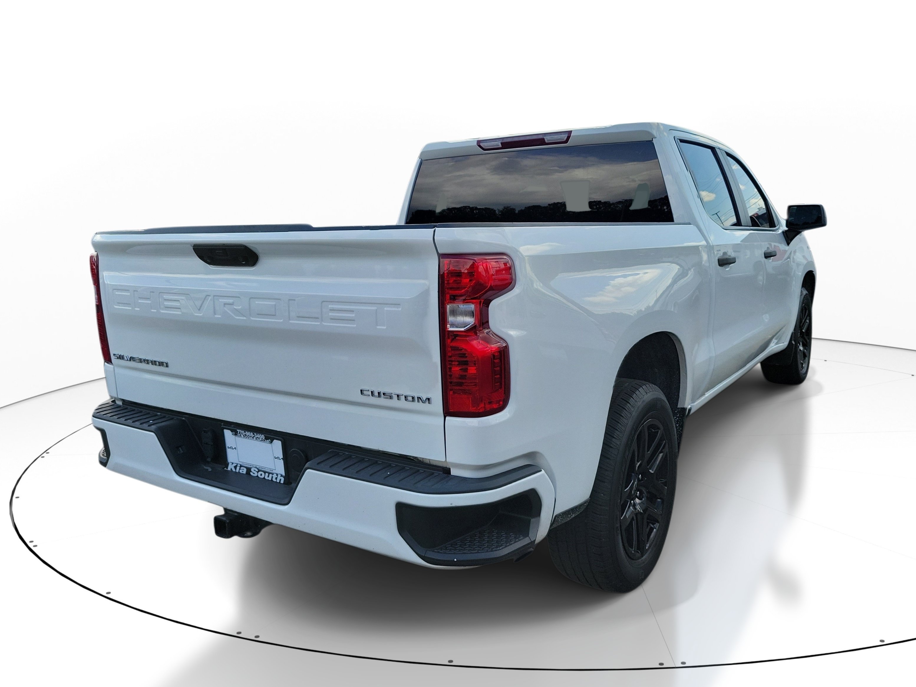 Used 2024 Chevrolet Silverado 1500 Custom RWD image 6