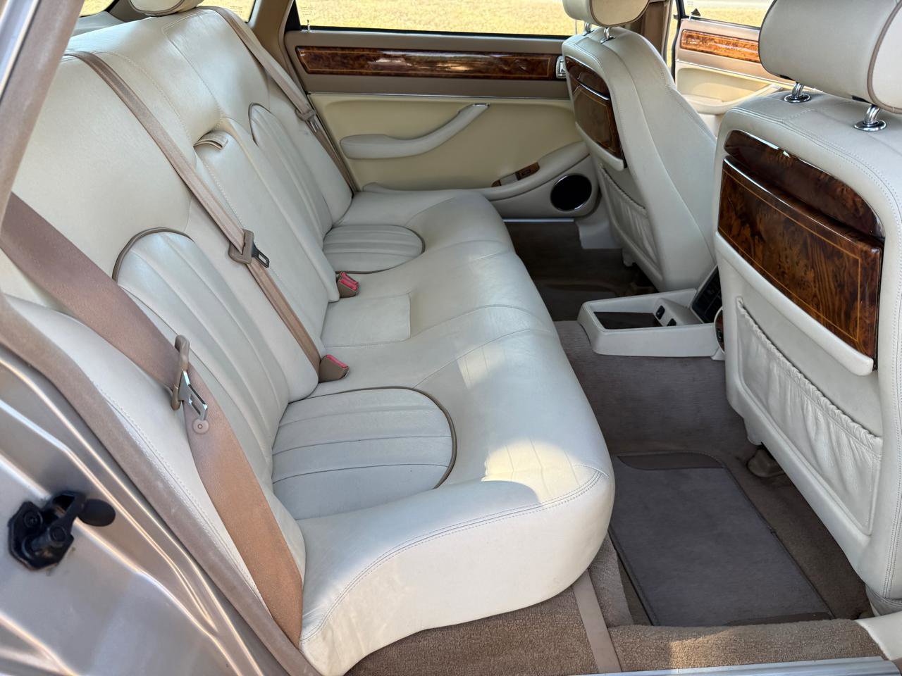Used 1997 Jaguar XJ Vanden Plas Vanden Plas image 28