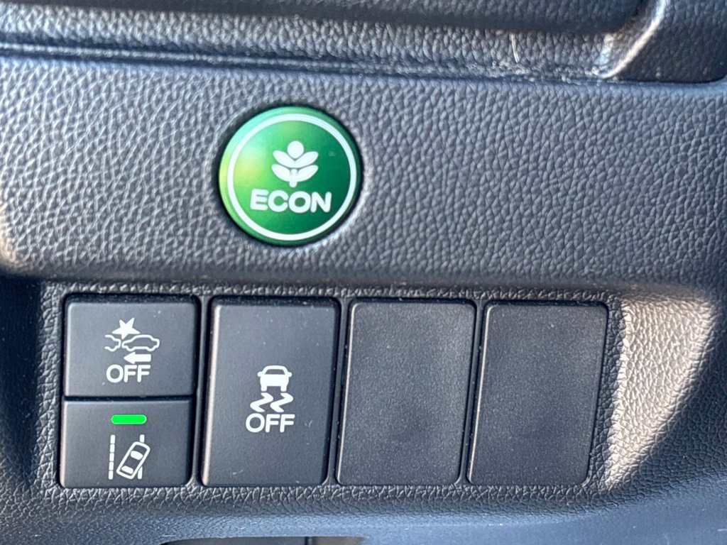 Used 2018 Honda Fit EX image 21