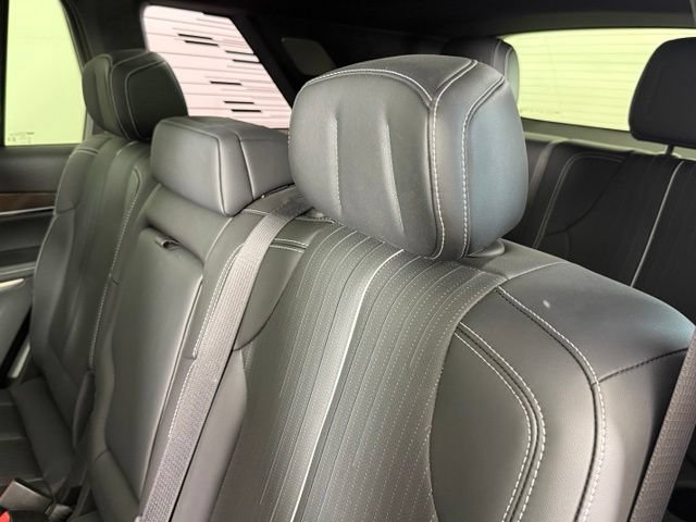 Certified 2026 Cadillac Vistiq Luxury AWD/4WD image 26