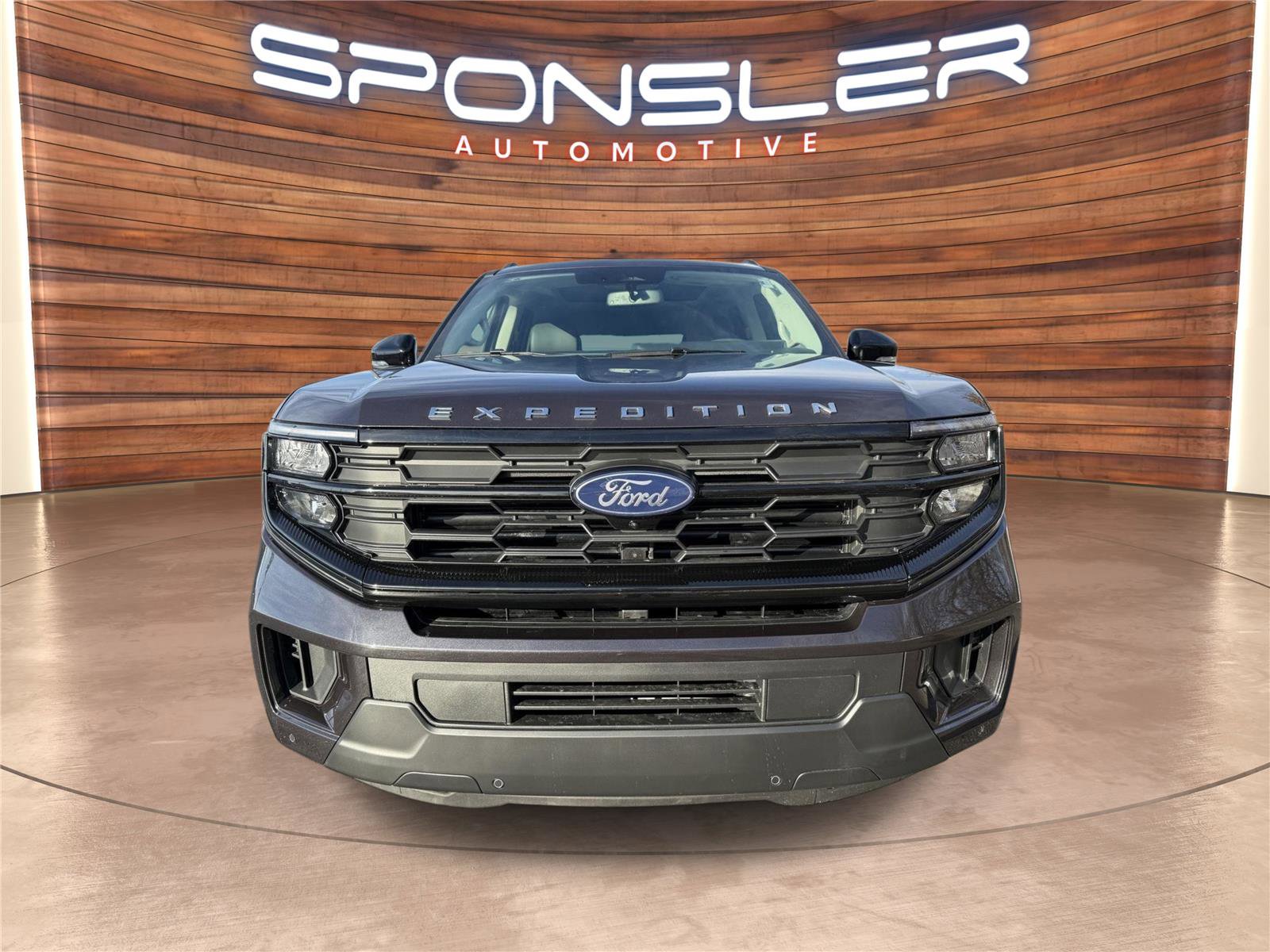 New 2026 Ford Expedition Active image 9