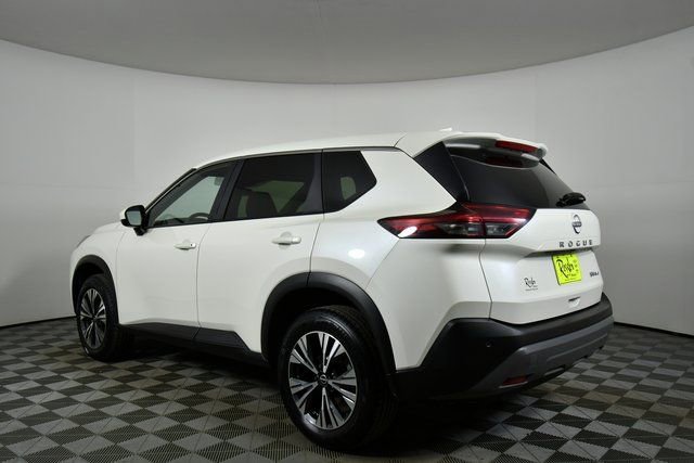 Used 2023 Nissan Rogue SV AWD/4WD image 14