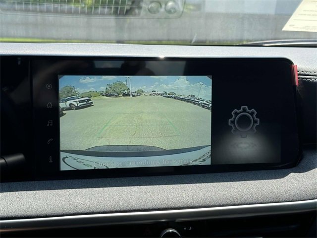 New 2025 Nissan Kicks SV image 20