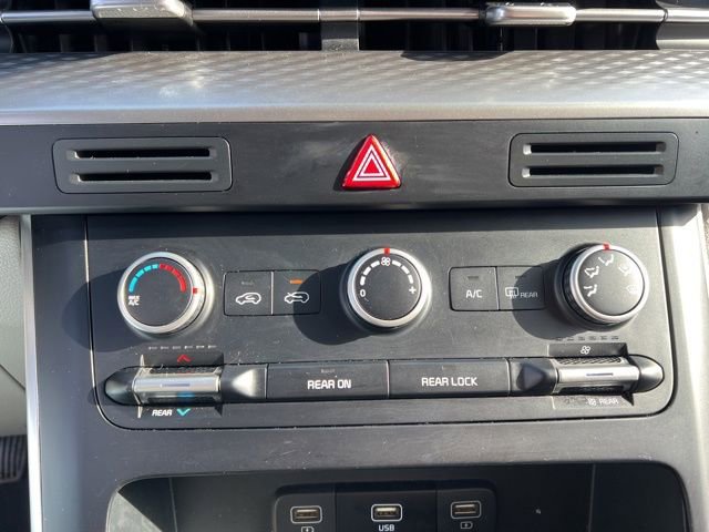 Certified 2024 Kia Carnival LX image 21