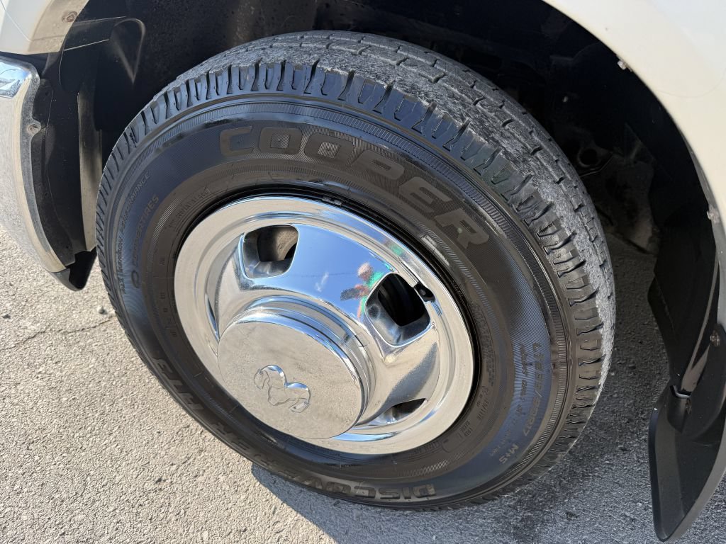 Used 2010 Dodge Ram 3500 Truck Laramie w/ Chrome Accents Group RWD image 21
