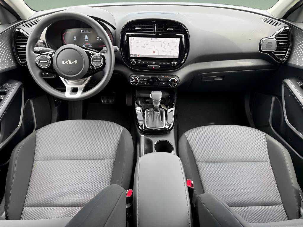 Used 2023 Kia Soul S FWD image 19