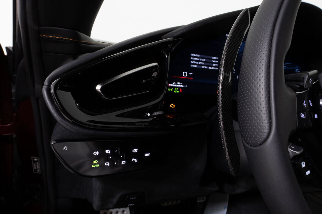 Certified 2025 Ferrari 12Cilindri RWD image 36