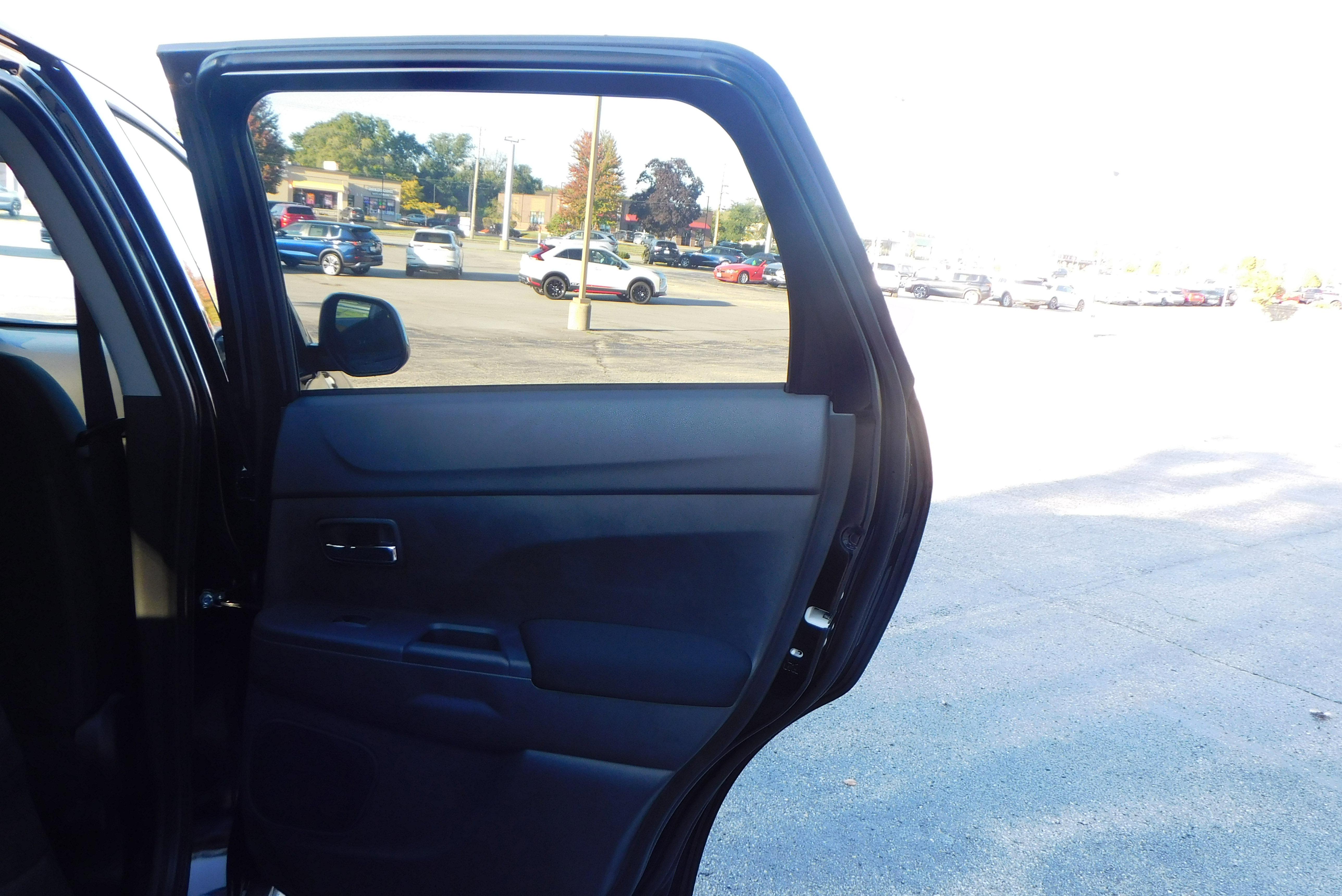 New 2025 Mitsubishi Outlander Sport ES image 24