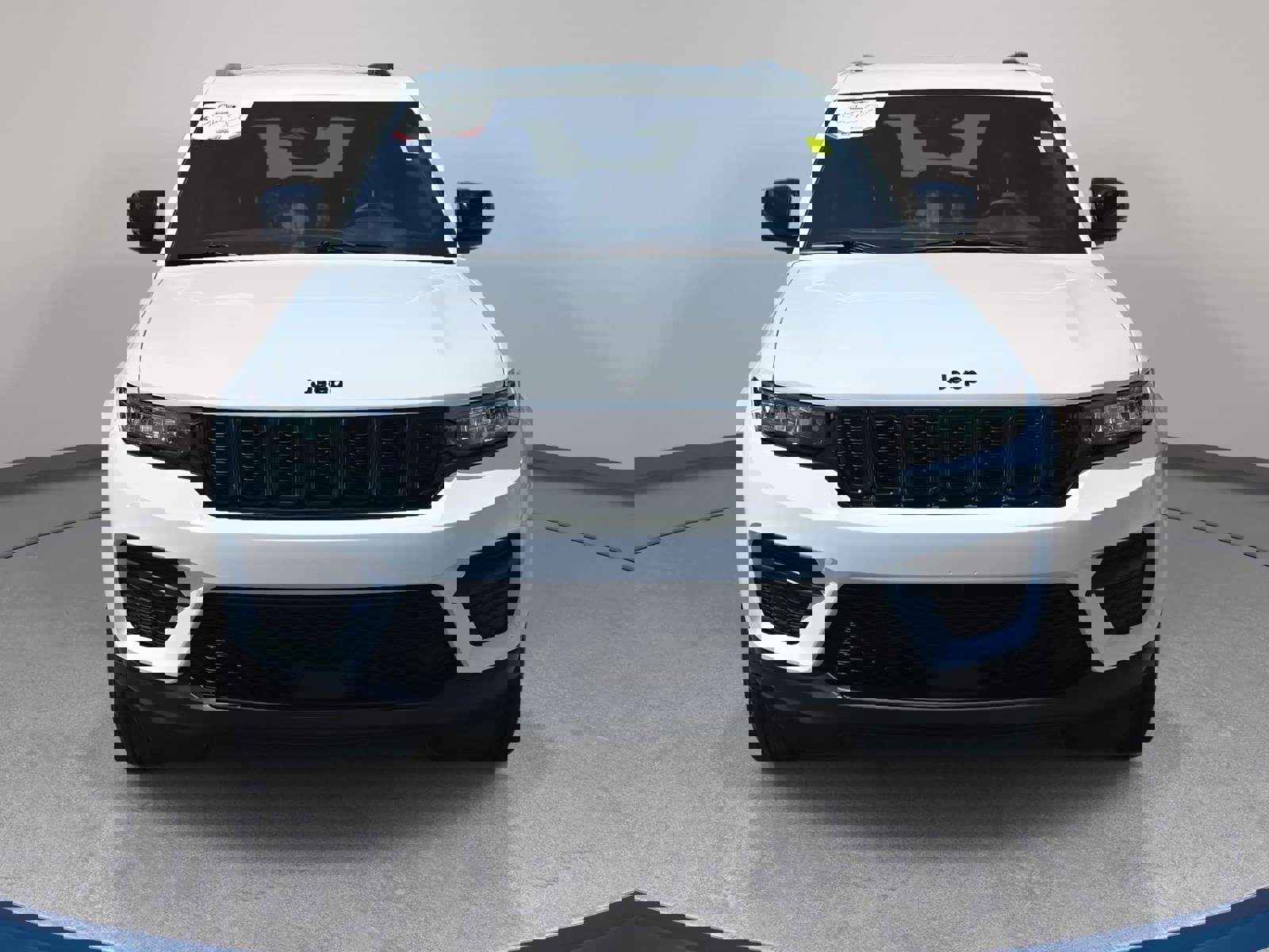 Used 2024 Jeep Grand Cherokee Altitude image 2