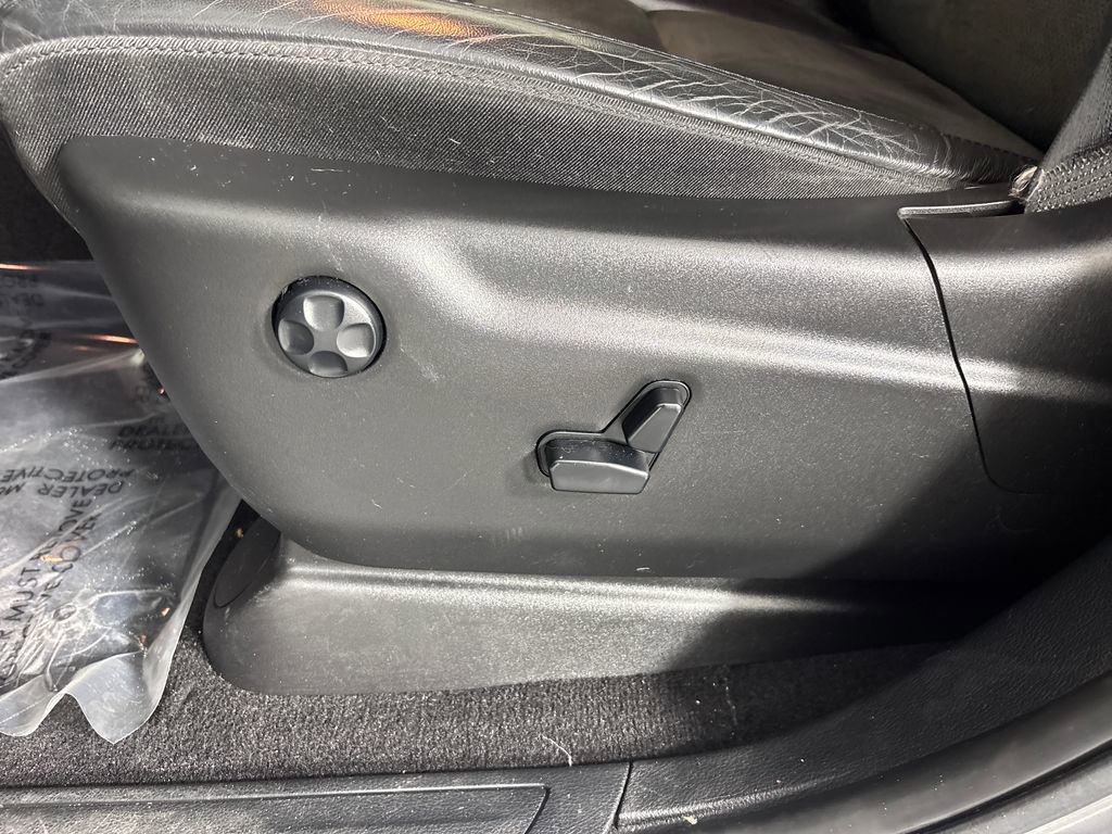 Used 2020 Jeep Grand Cherokee Altitude image 9